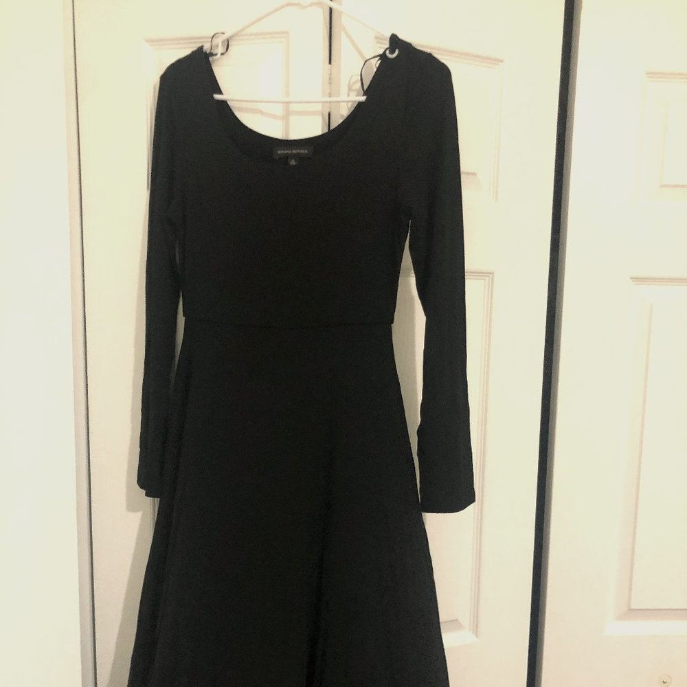 Banana Republic- Scoop Neck Knit Dress